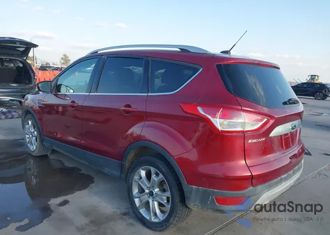 2015 Ford Escape Titanium из США, поврежденный, VIN 1FMCU0J95FUB18914